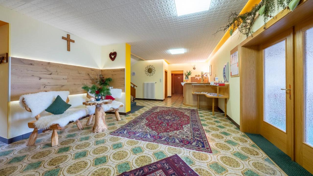 Pension Suedhang Bad Kleinkirchheim Exteriör bild